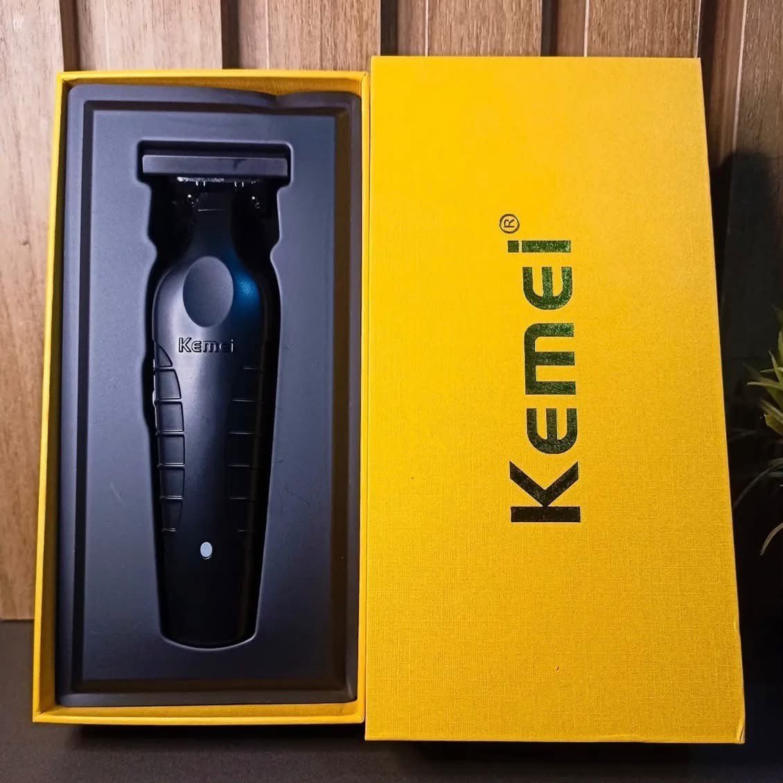 Máquina De Acabamento Profissional Kemei Km-2299 0gap Bivolt