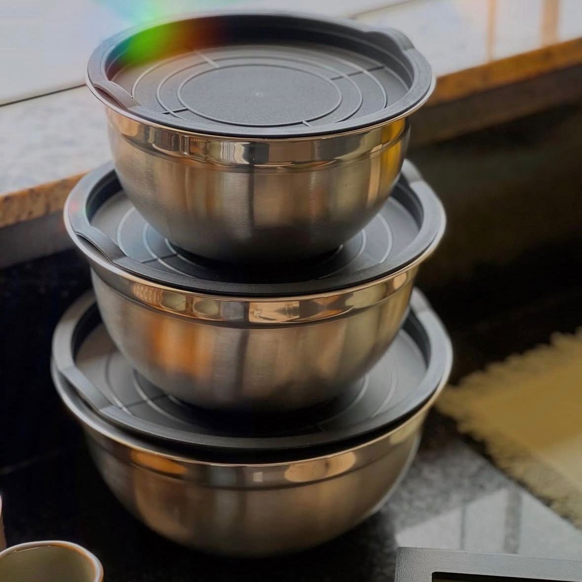 Vittak Conjunto 3 Bowls de Inox com Tampas Plásticas