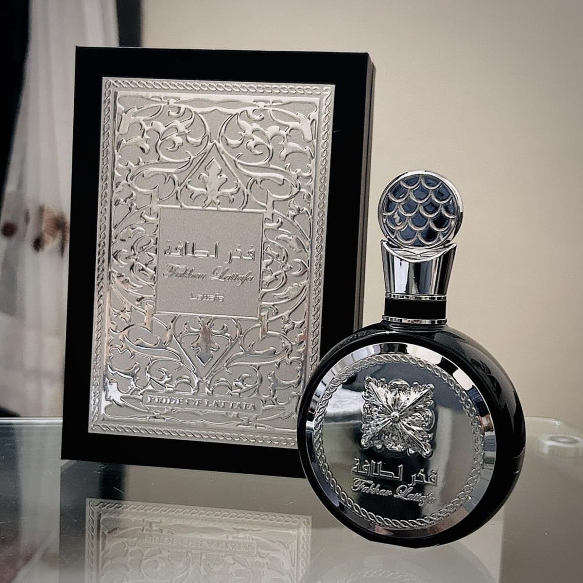 Perfume Árabe Masculino Fakhar Black Eau De Parfum 100Ml