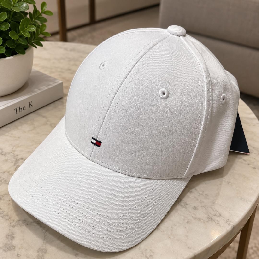 Boné Tommy Hilfiger Branco Ajustável