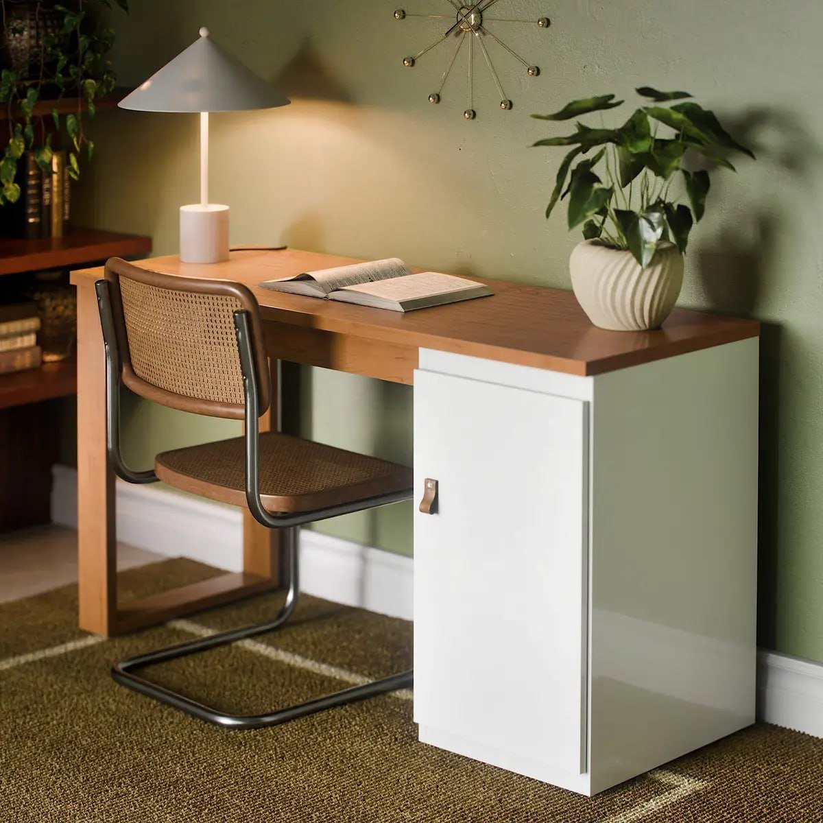 Escrivaninha Mesa Para Computador Paris 115cm + 1 Porta Armário Lateral Puxador de Couro