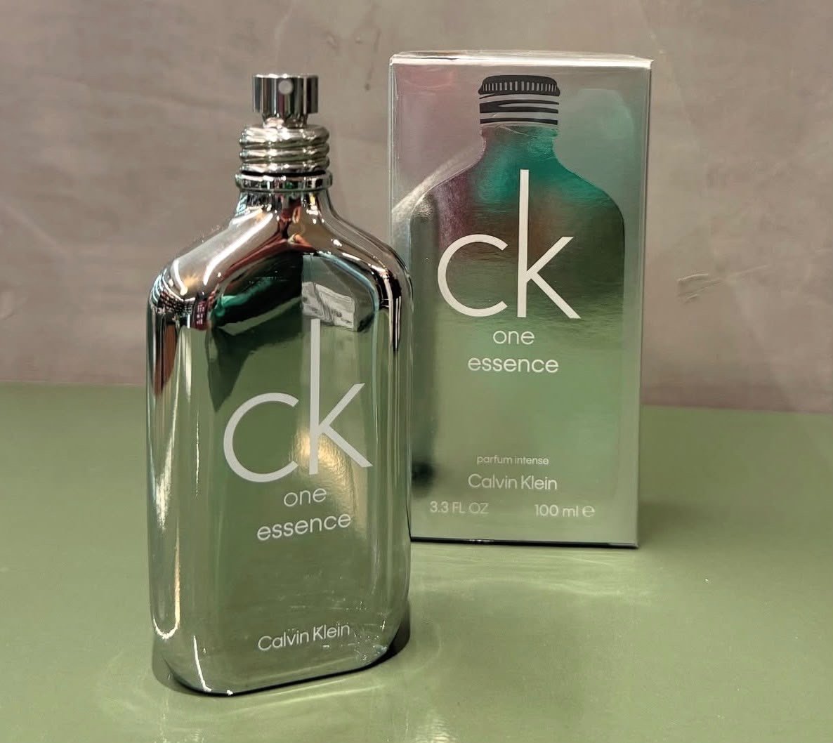 Calvin Klein CK One Essence Parfum Intense 100ml Unissex
