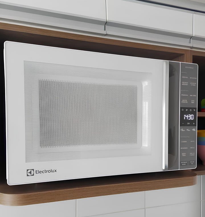 Micro-ondas Electrolux 36L Branco Efficient com Descongelamento Assistido ME36B