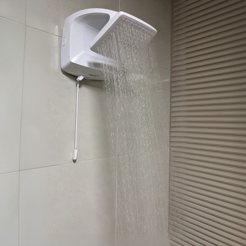 Lorenzetti Futura Ducha de Parede Multitemperaturas Design Moderno Branco 7500W 220v
