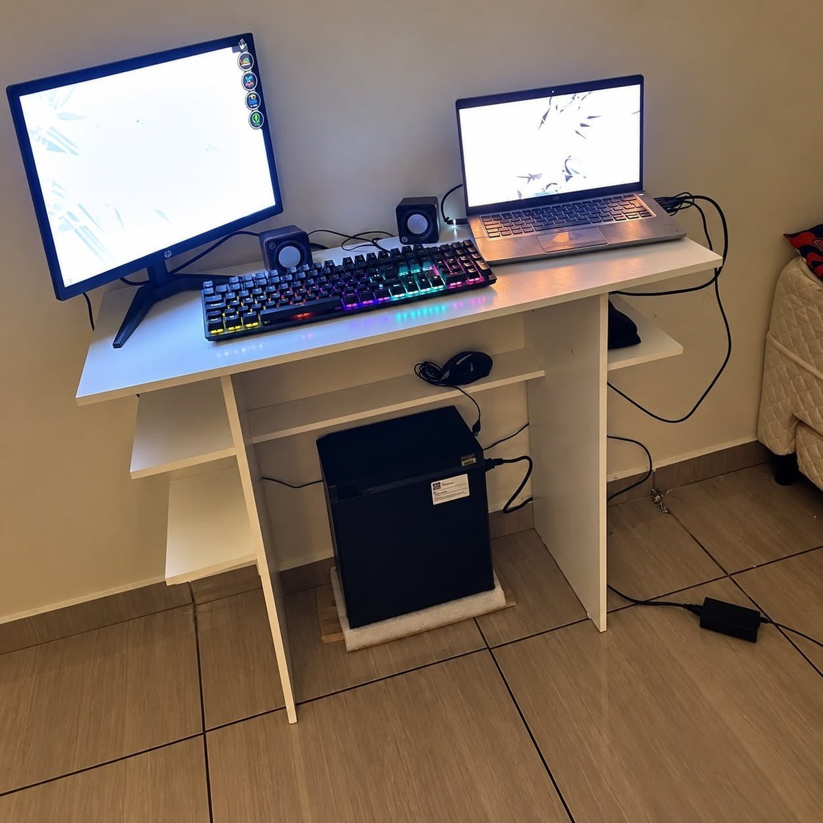 Escrivaninha Para Gamer Ideal P/jogos, Computador E Quarto Branco