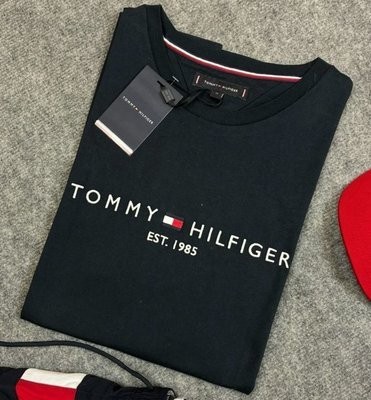 Camiseta Tommy Hilfiger Masculina Logo Tee Preta - Original