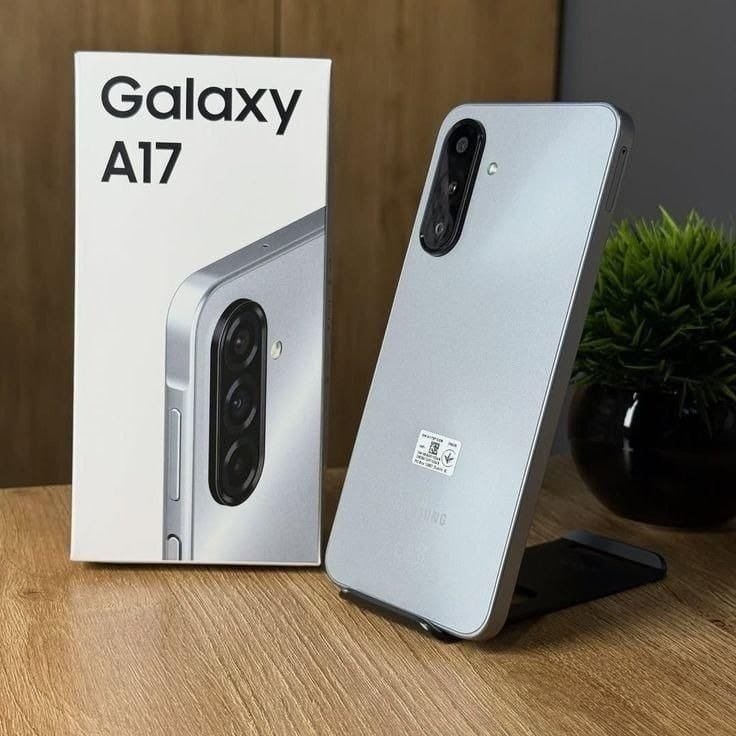 256GB! Celular Samsung Galaxy A17 Com Ia, 256gb, 8gb Ram, Câm De 50mp, Tela De 6.7 , Nfc, Ip54 - Cinza