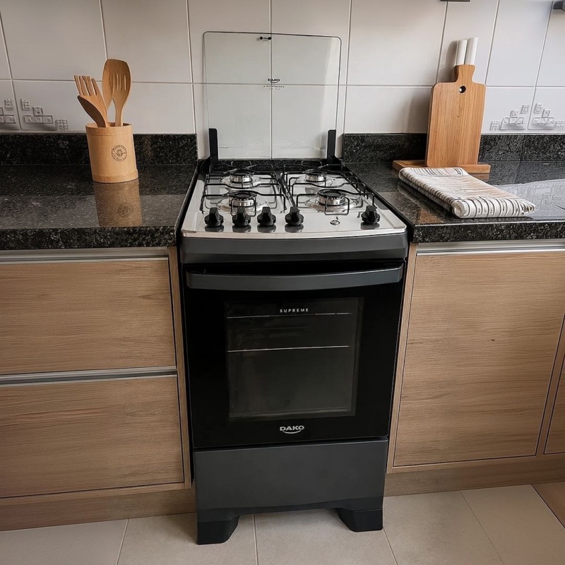 Fogão 4 Bocas Dako Supreme Mesa de Inox A Gás Titanium Bivolt