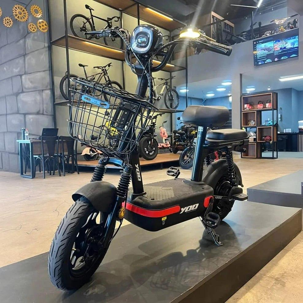 Bicicleta Elétrica Yoo Mobility Y-200 Aro 2025 Preto/Vermelho 350W