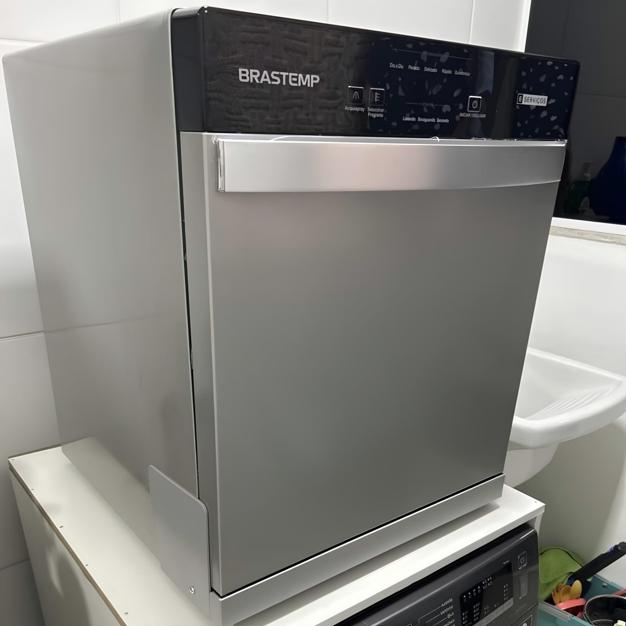 Lava-Louças Brastemp 8 Serviços Inox - BLF08BS 127v