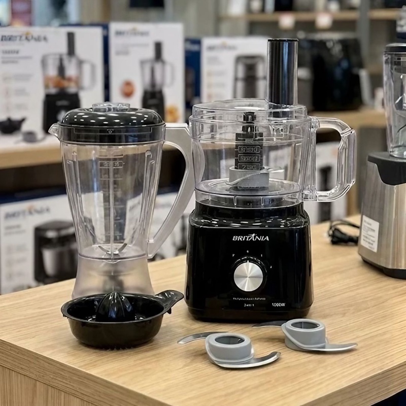 Multiprocessador Britânia 1000W 3 em 1 Lâminas Inox BMP900C