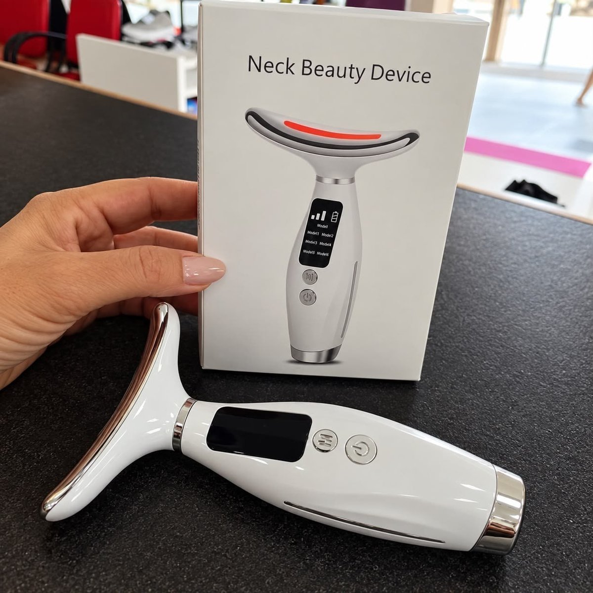 Massageador Facial Lifting De Pescoço e Rosto LED Vibração