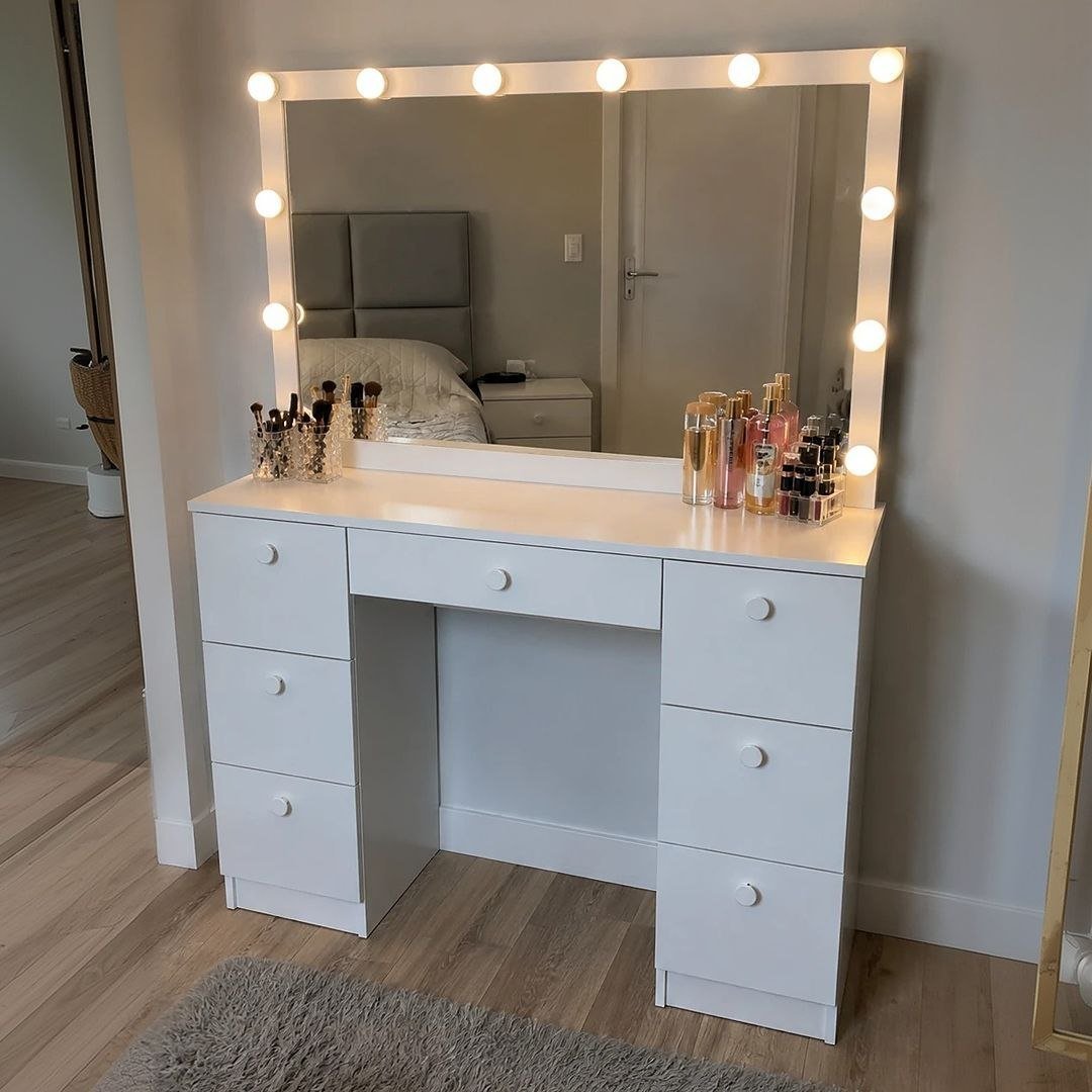 Penteadeira Ditália Pe80 com Kit Luz Branco Cor Branco