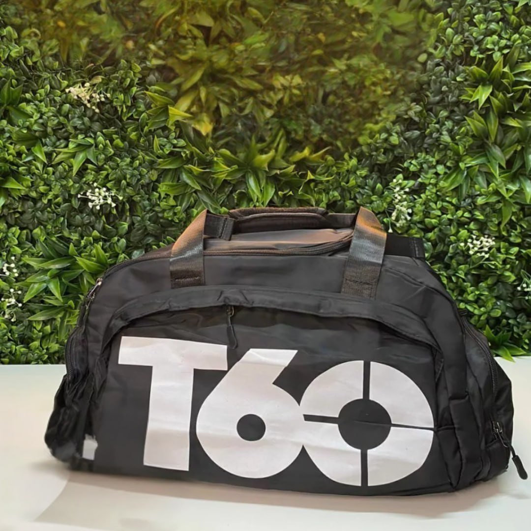 Mochila Mala T60 Para Academia Natação Camping na Cor Preta